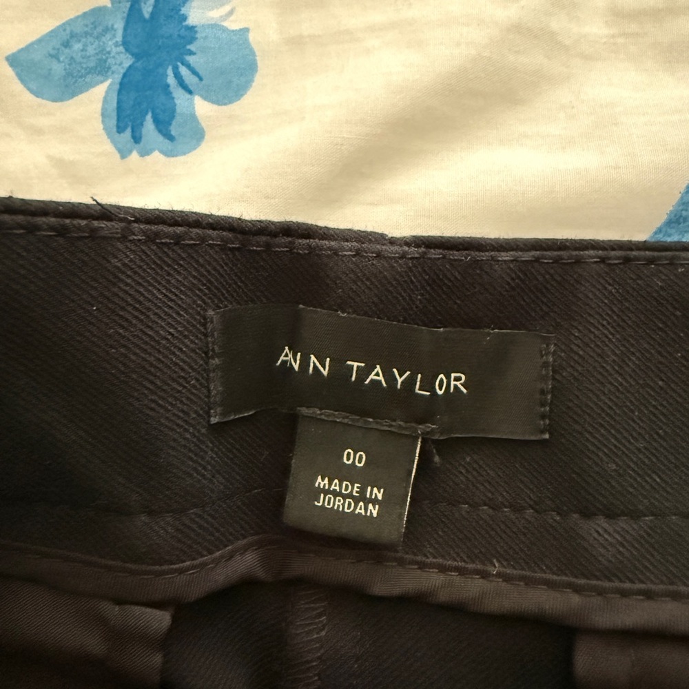 Ann Taylor High Waist Black Shorts - Picture 3 of 4